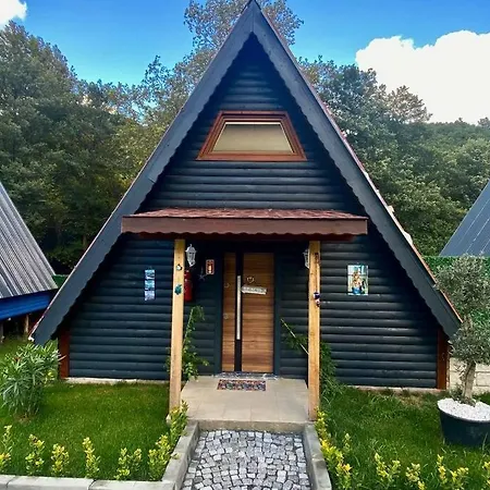 Nyaraló De Essiz Bungalov 1+1 Ev